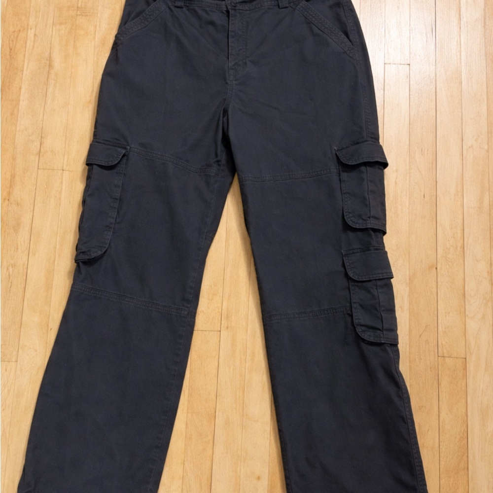 Women’s dark grey Abercrombie &Fitch Cargo Pants
